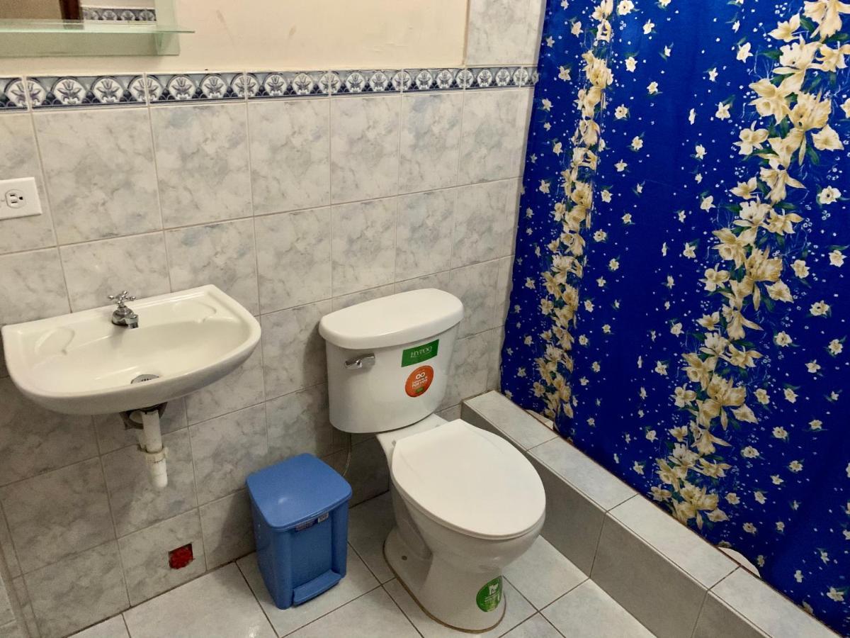 Residencial Turistico Rio Guayas Bed and Breakfast Guayaquil Exteriör bild
