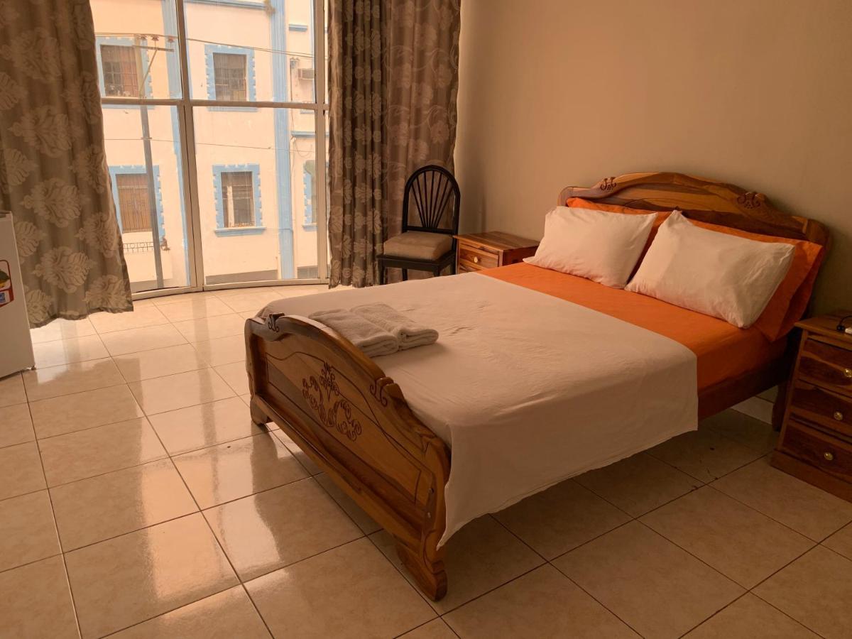 Residencial Turistico Rio Guayas Bed and Breakfast Guayaquil Exteriör bild